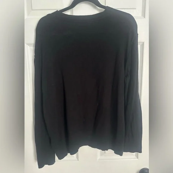 L.L. Bean Woman’s Crew Neck Sweater - Picture 2 of 2